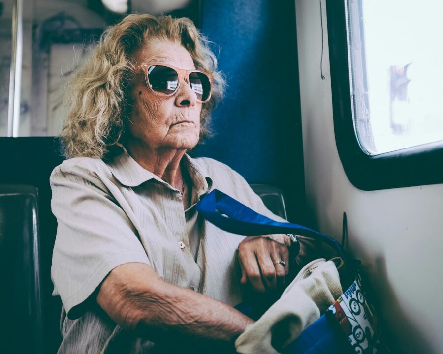 cartão de ônibus idoso