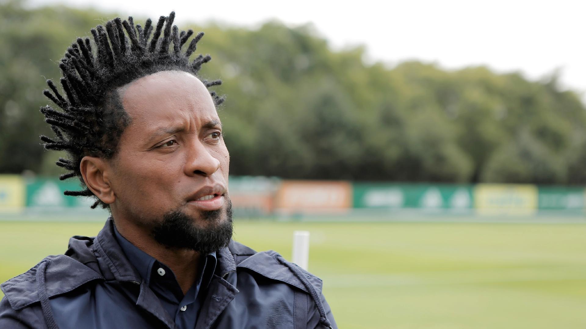 Zé Roberto, ídolo do Palmeiras, quer comprar clube paulista por R$ 130 milhões