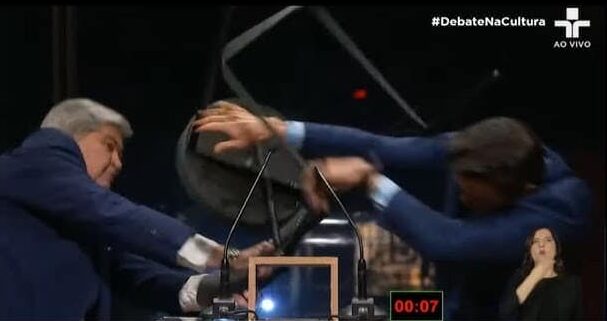 Baixaria no Debate da TV Cultura: Datena Agride Pablo Marçal com Cadeirada