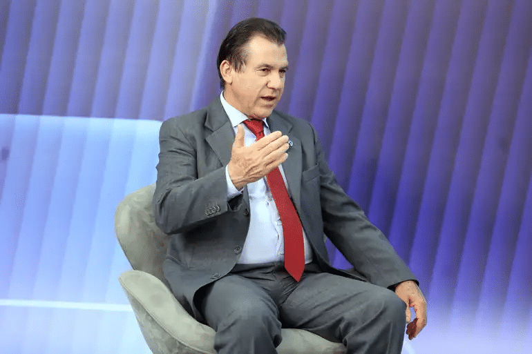 Direitos trabalhistas preservados: ✅ Marinho esclarece sobre multa rescisória e FGTS