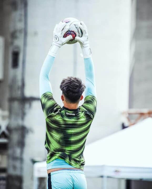 Dívida de ex-goleiro Bruno com pensões atrasadas chega a R$ 5 milhões