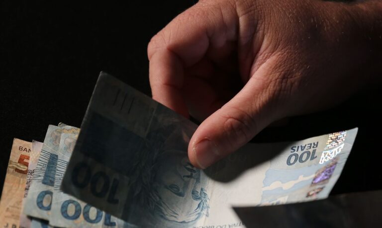 Brasileiros fazem mais de 120 milhões de pagamentos por dia