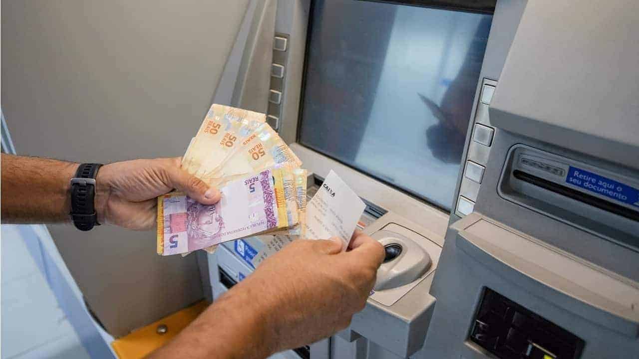 Chamada trabalhadores