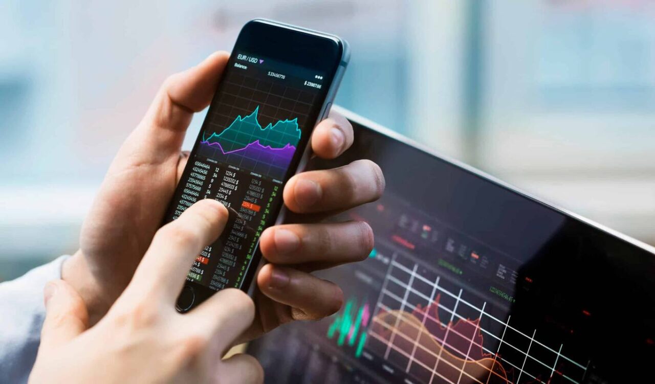 Investidores correm para o Tesouro Direto com Selic a 14,25%; aplicações disparam
