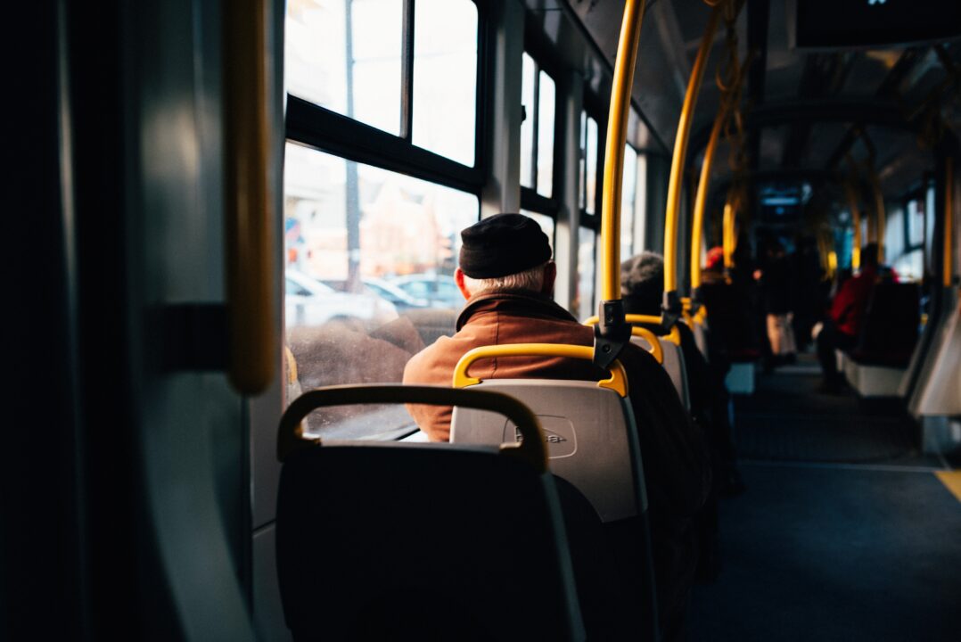 Ônibus