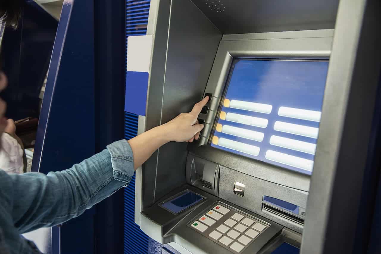 Visa lança serviço de depósito no Brasil em parceria com Saque e Pague