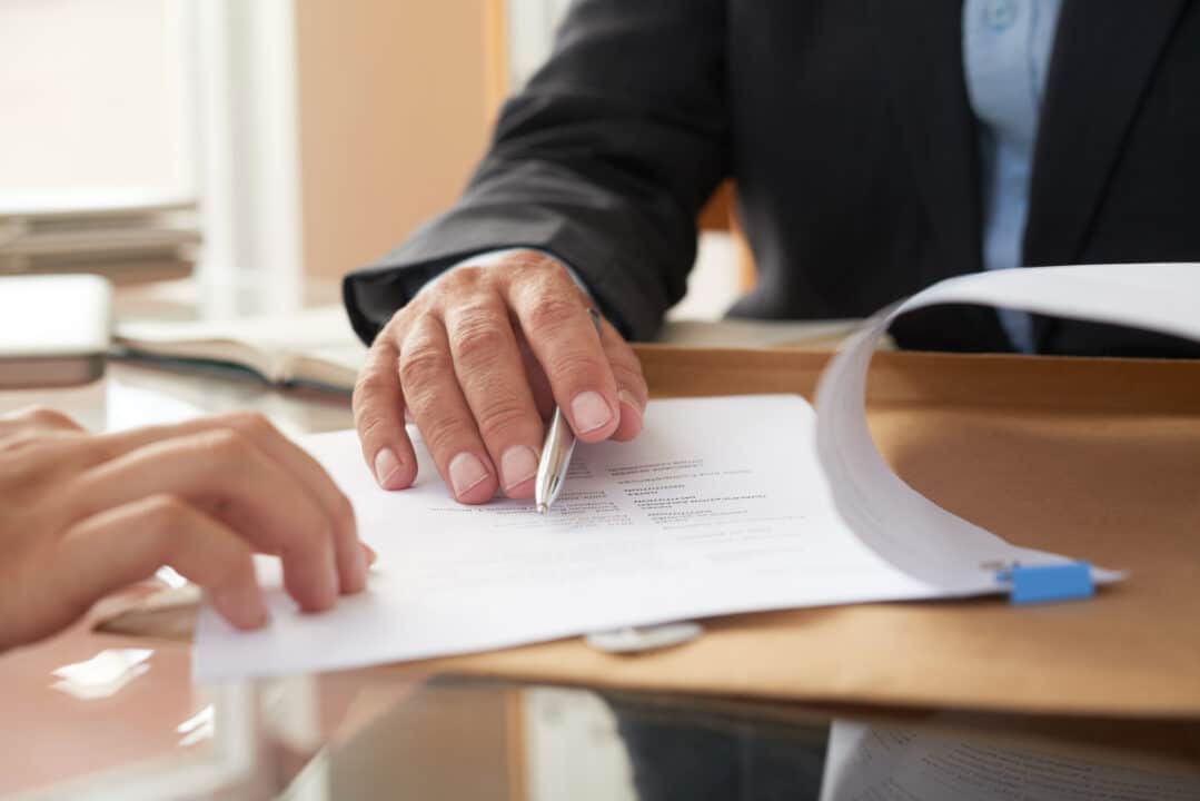 Reavaliação contratual é necessária para preservar equilíbrio econômico após reforma tributária