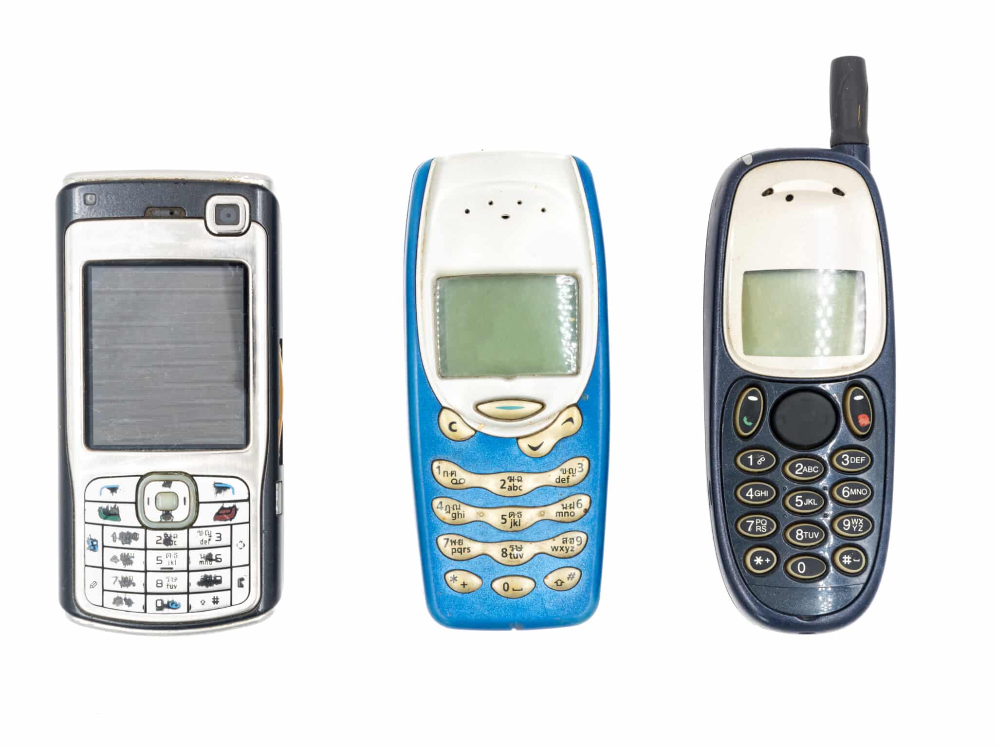 Celulares antigos estão valendo muito para colecionadores: saiba se o seu vale algo
