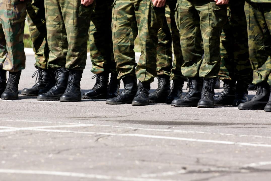 militares