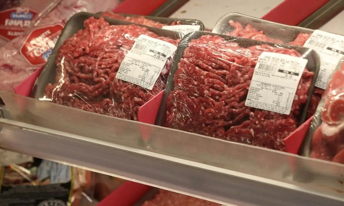 Aumento nas exportações faz preço da carne subir nos supermercados do Brasil