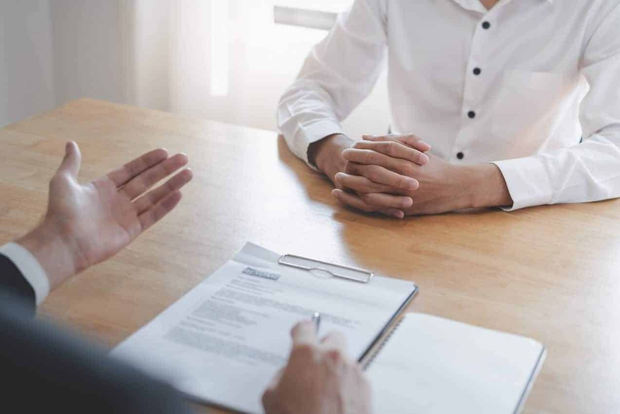 Quais são as etapas de um processo trabalhista? Entenda como funciona