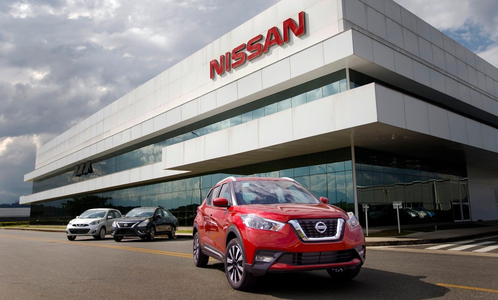 Crise na Nissan: 20 mil cortes de empregos e fechamento de 7 fábricas confirmados