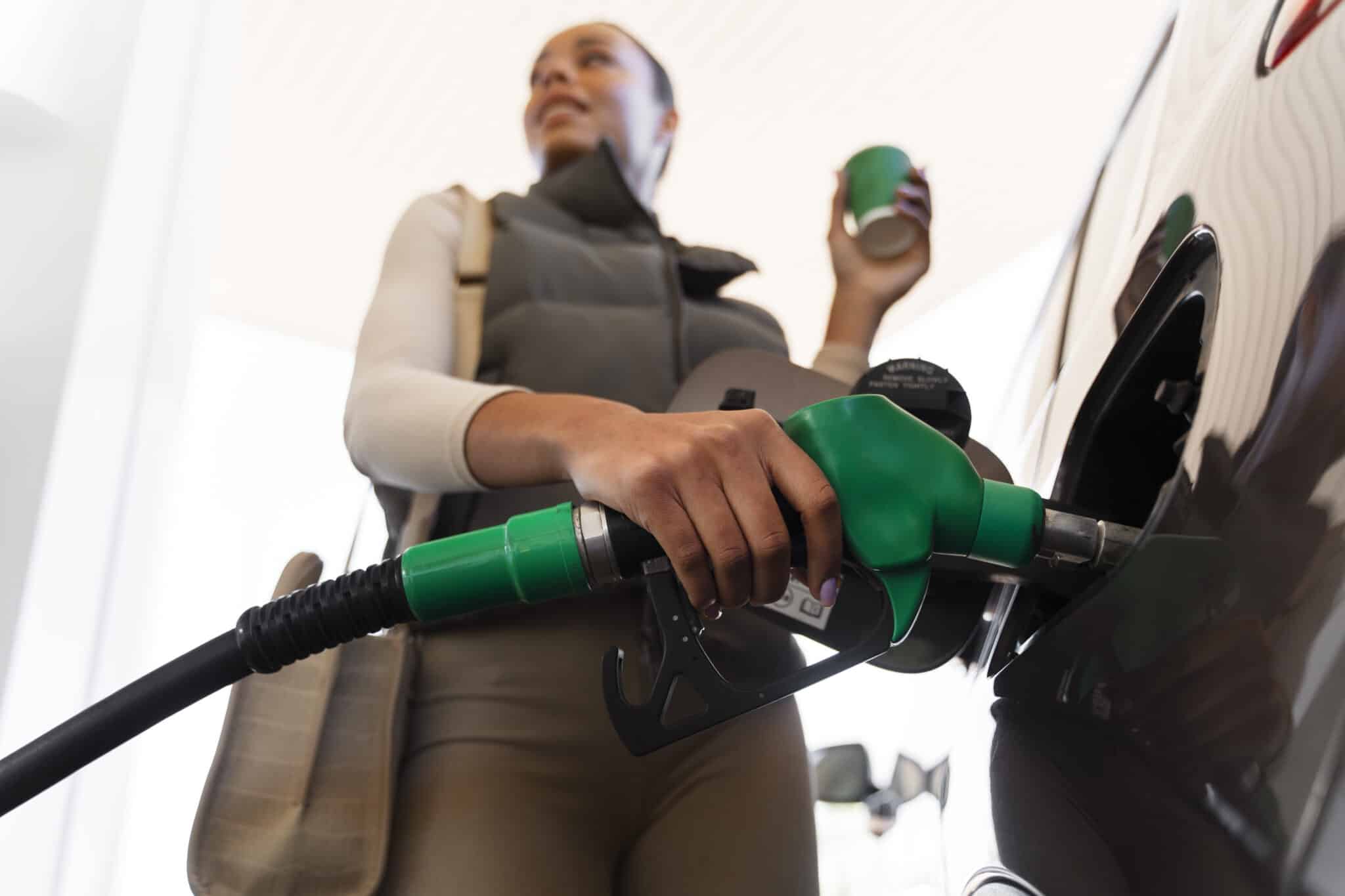 Gasolina E30 com 30% de etanol não reduziu preço nas bombas — entenda por quê