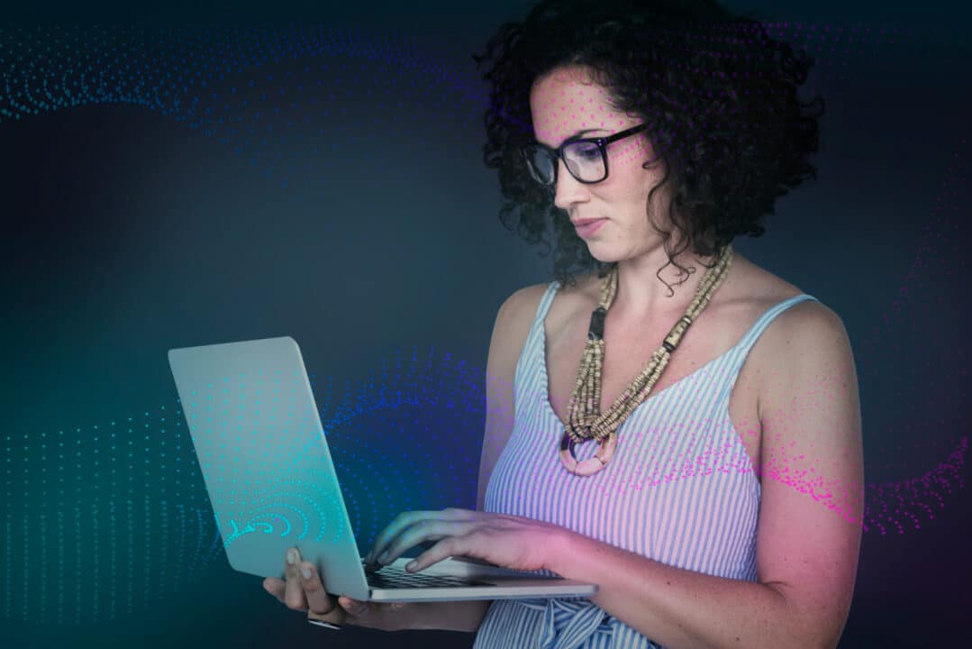 Escrever com IA pode atrofiar habilidades cognitivas, segundo estudo