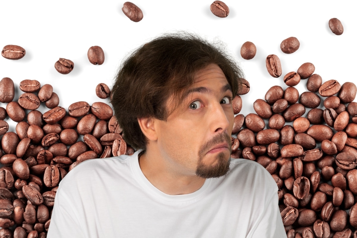 Preço do café se aproxima de recorde histórico com pressão do clima e tarifas
