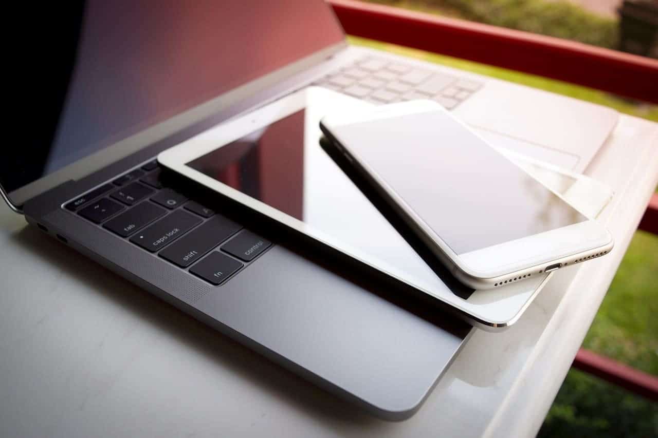 Novo selo energético da UE coloca iPads na pior categoria; Apple contesta metodologia