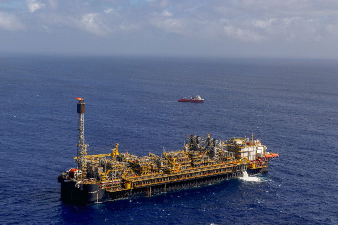 Pré-sal bate recorde com produção de 3,6 milhões de barris de petróleo por dia em abril