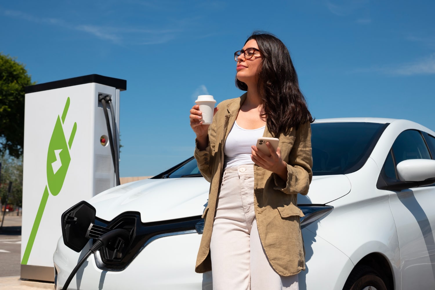 Carros sustentáveis mais acessíveis? Nova lei promete baratear veículos verdes