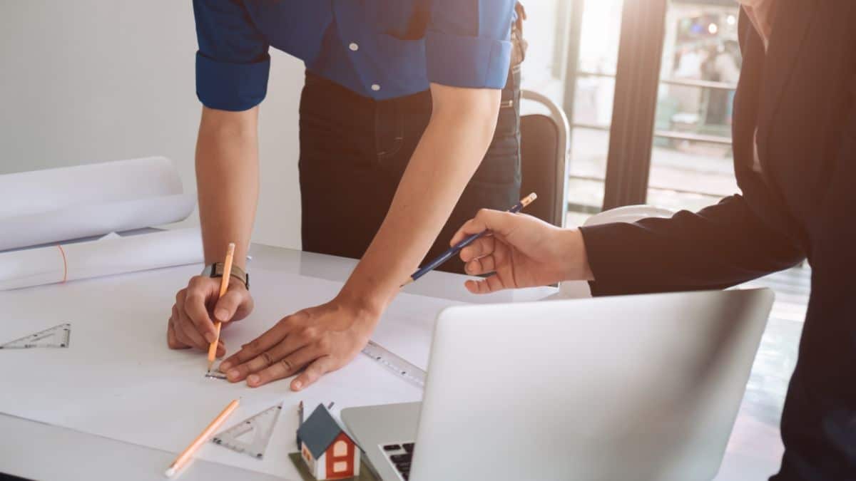 Consultoria e gerenciamento de obras: a chave para construir com segurança, economia e qualidade