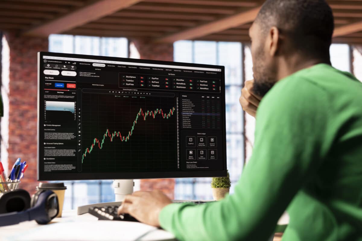 Viés de alta nas taxas domina o mercado financeiro na terça-feira