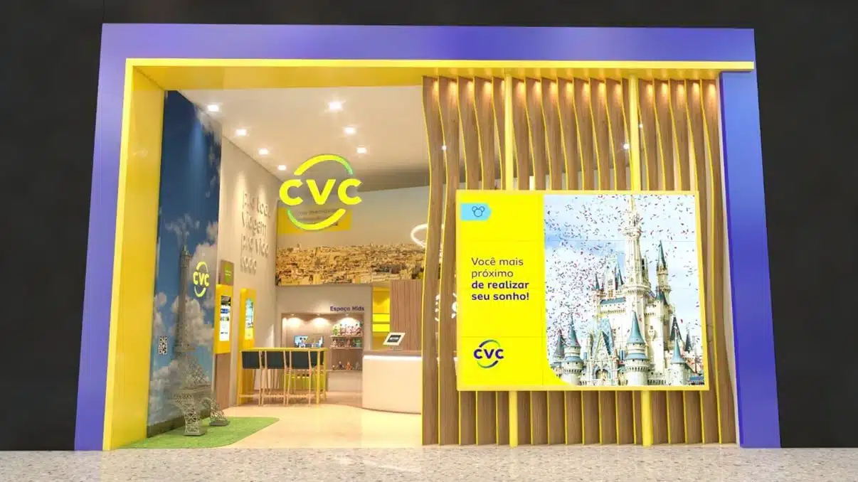 CVC registra prejuízo no 2T25 e sofre queda de 15% na bolsa