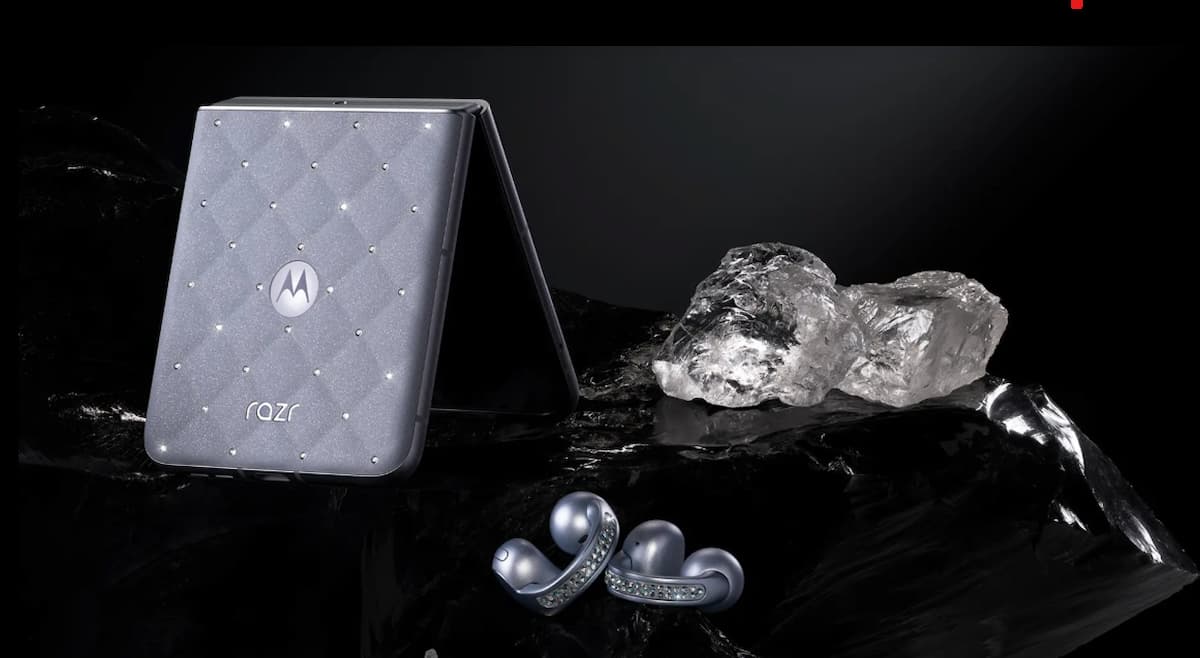 swarovski motorola collections
