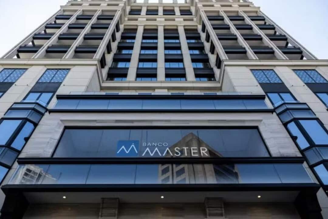 Banco Master canva