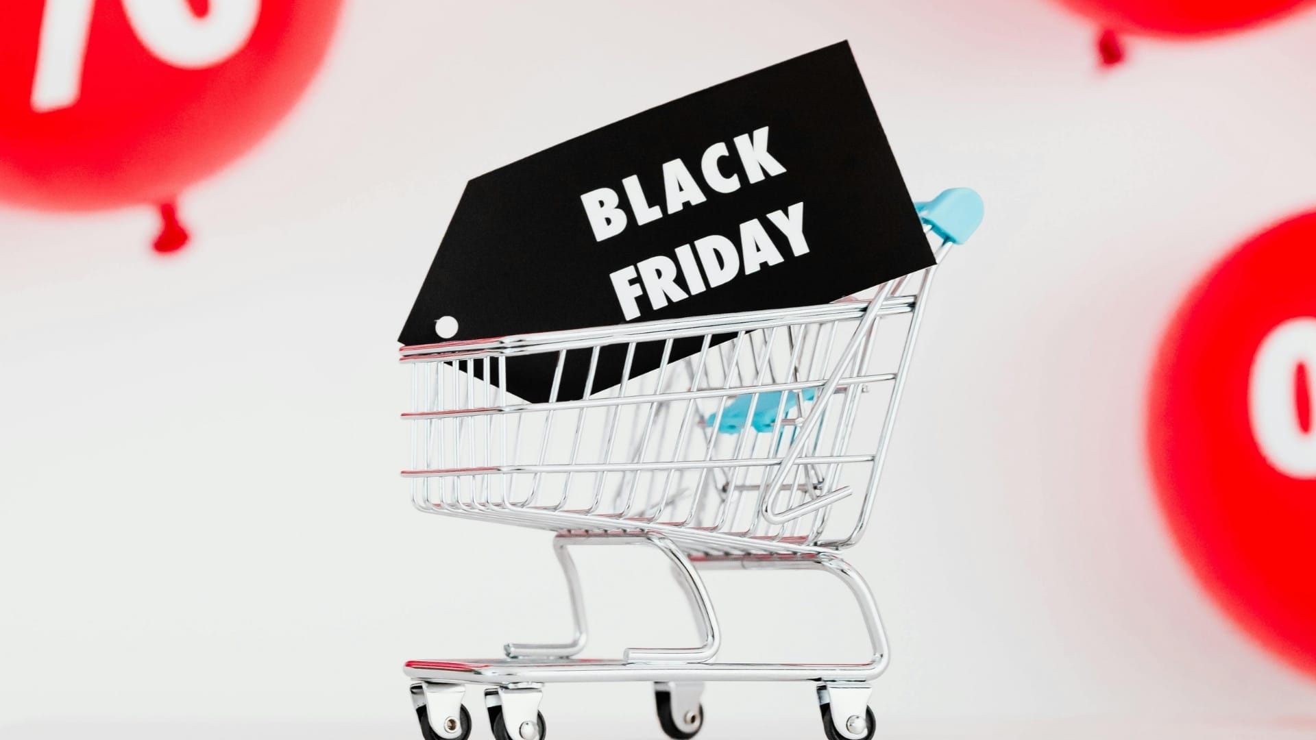 Nubank alerta clientes sobre golpes na Black Friday