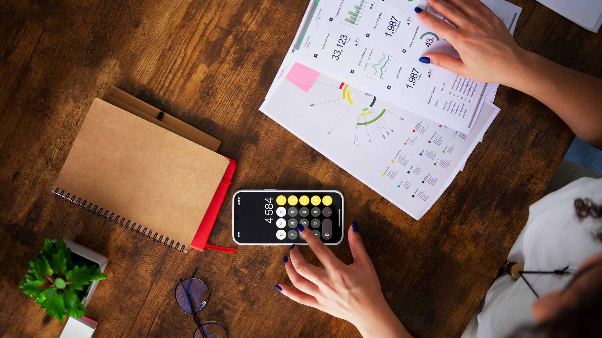 Quer gastar menos em 2026? Veja dicas e estratégias de economia