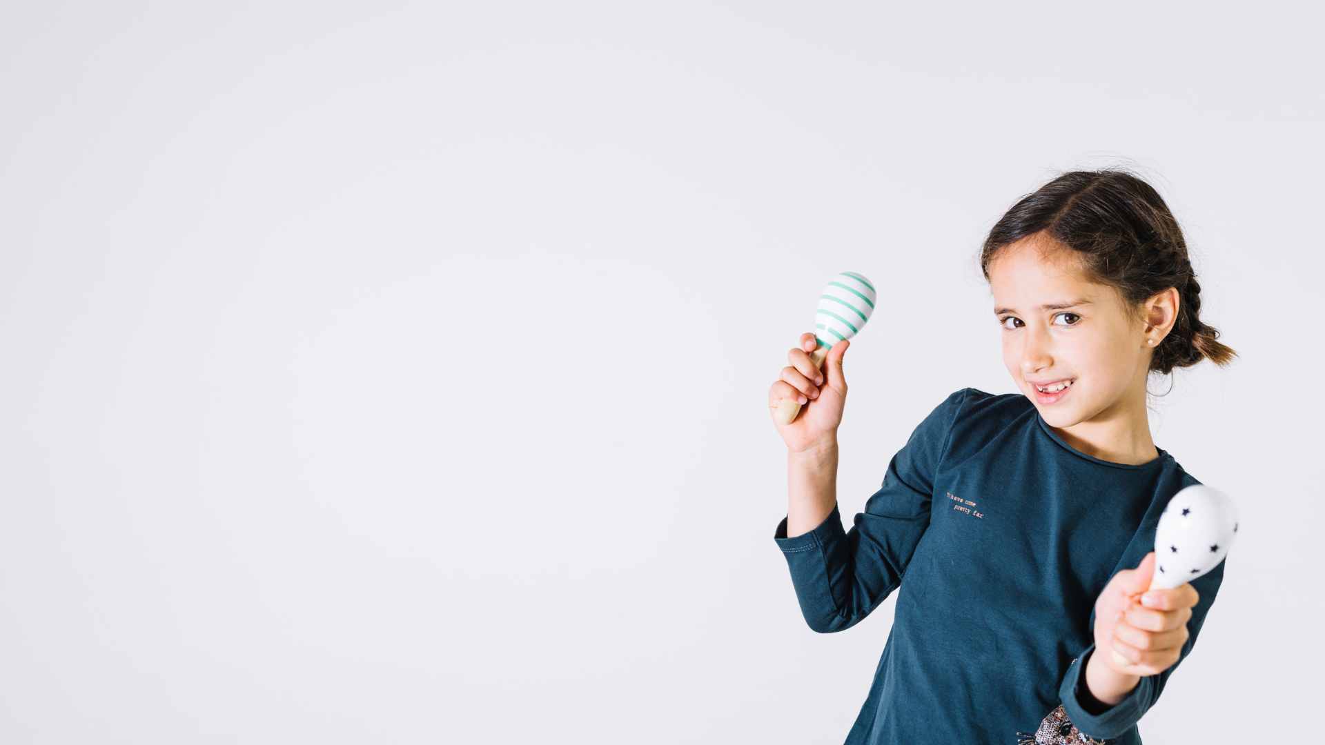 Crianças em casa? Veja como economizar energia nas férias