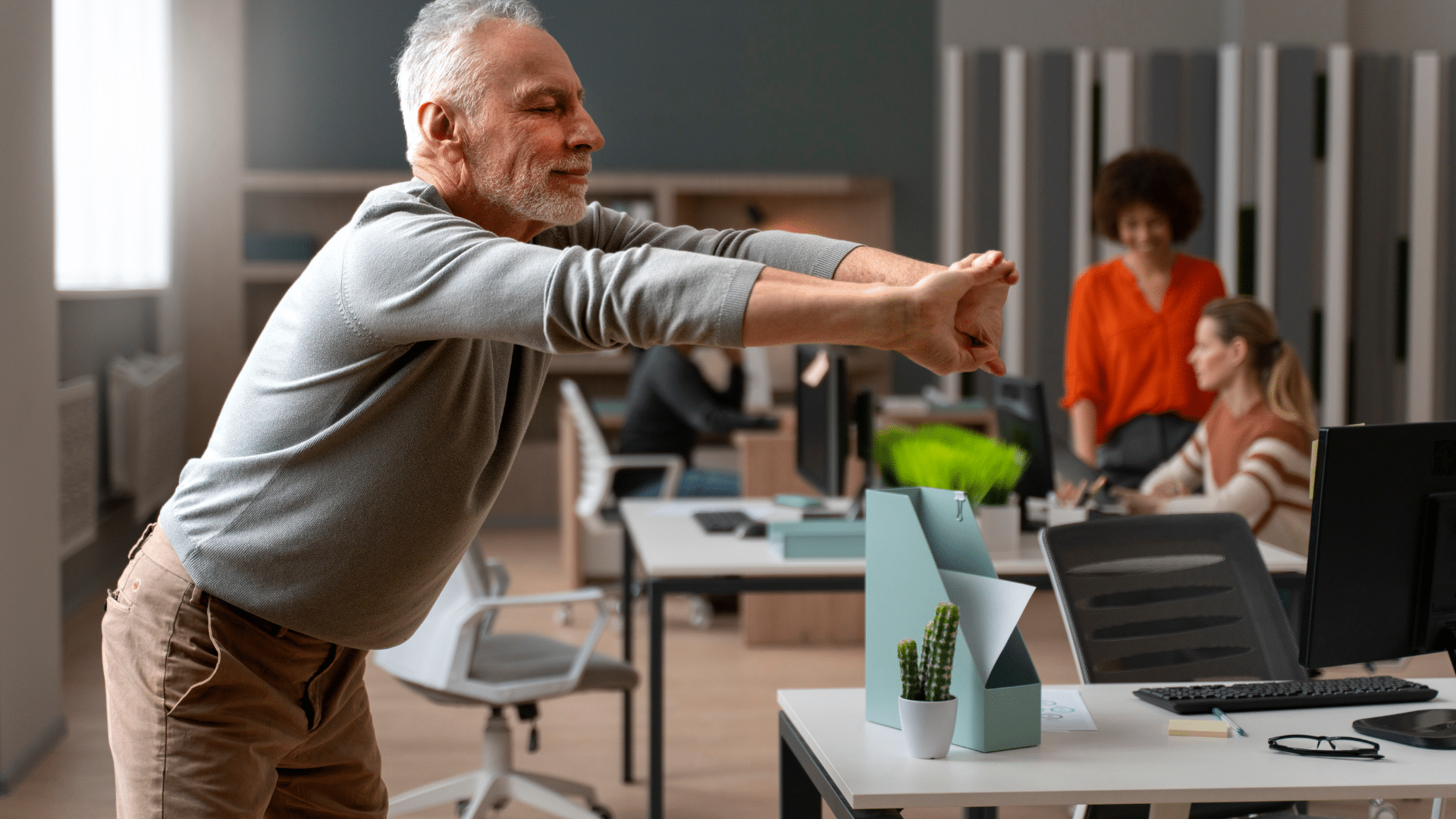 Como a atividade física melhora a produtividade e a saúde no ambiente de trabalho