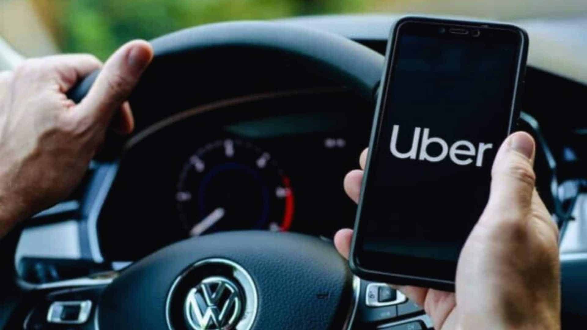 Motoristas de Uber podem economizar no IR; veja estratégias legais