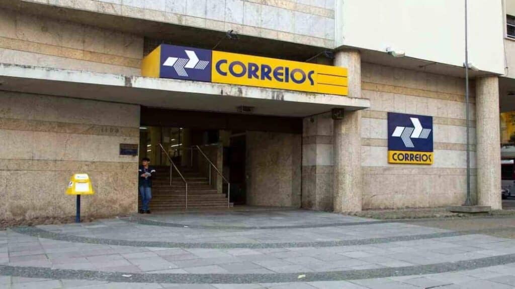 correios demissão
