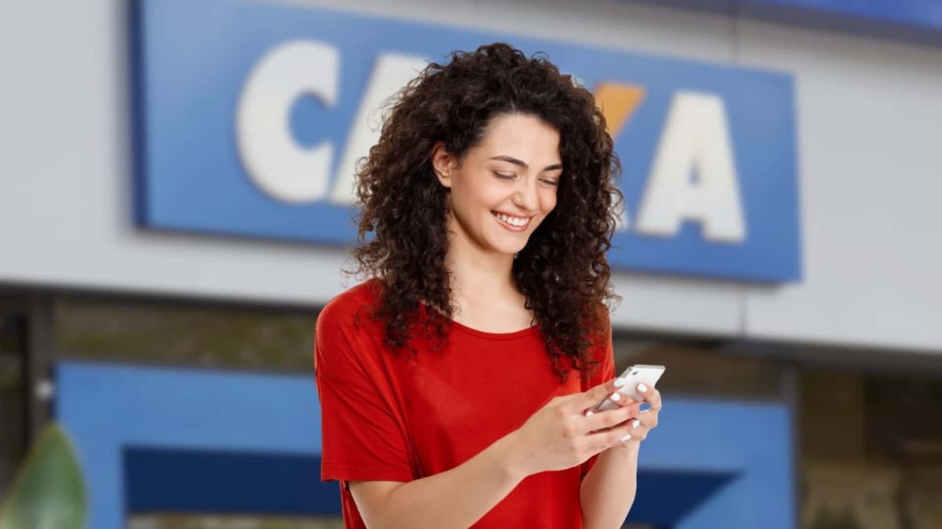 Caixa e BB seguem calendário do PIS/Pasep 2026; confira quem recebe
