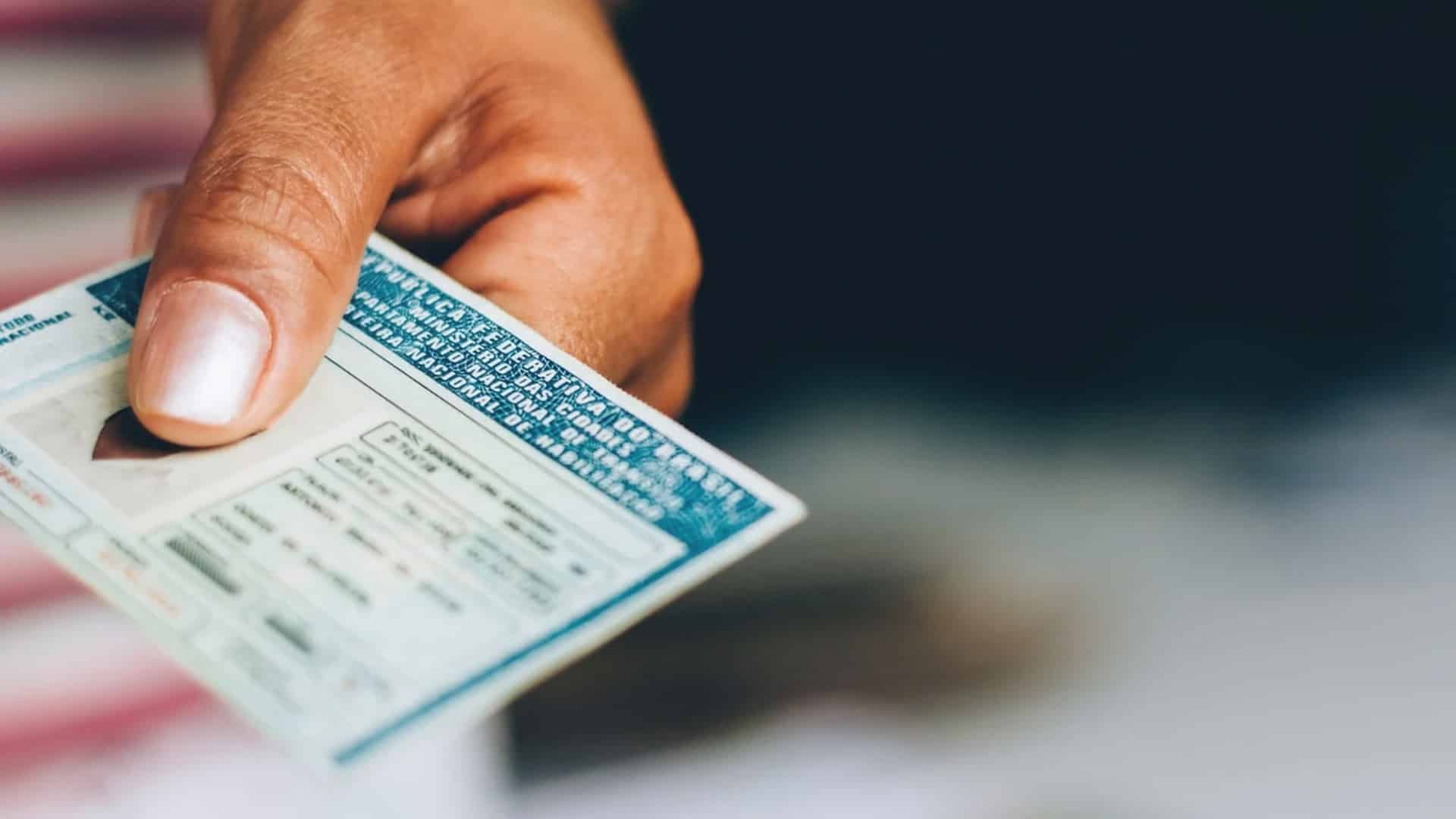 Motorista que causar morte pode ficar 10 anos sem CNH, prevê projeto