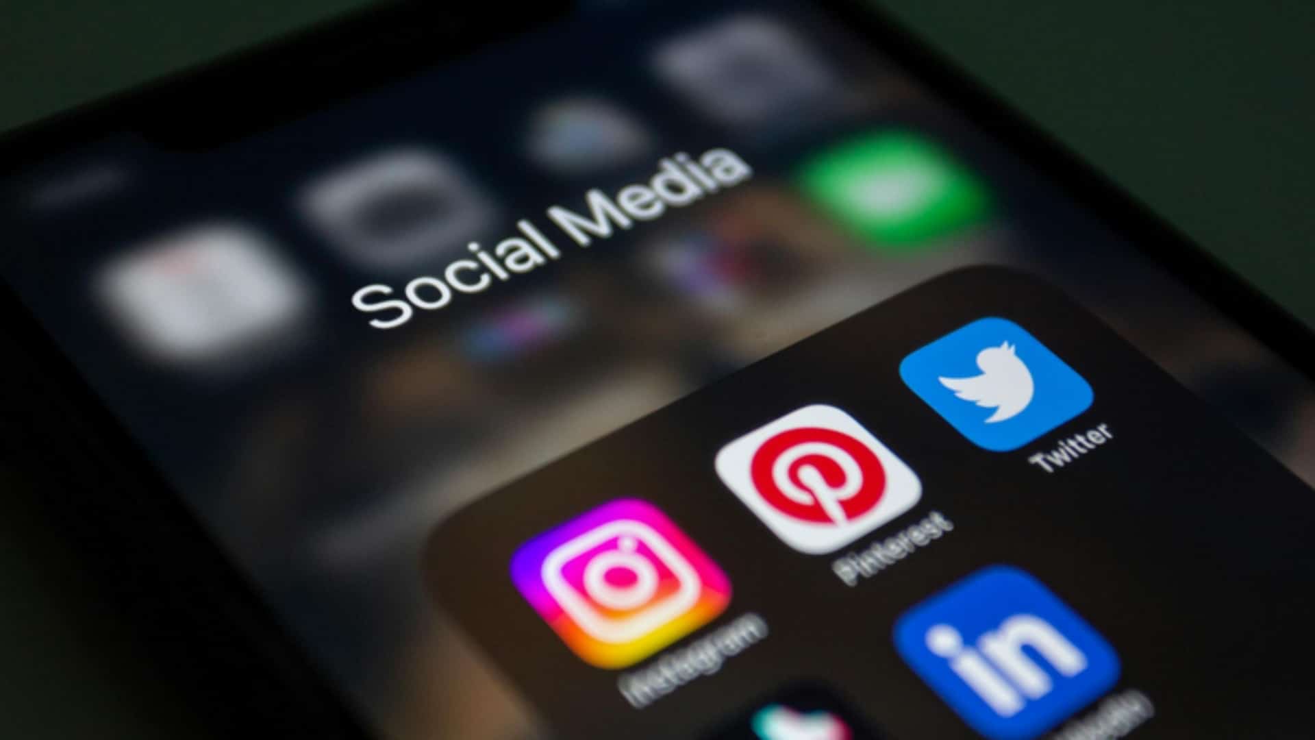 Plataformas populares para baixar vídeos de redes sociais online