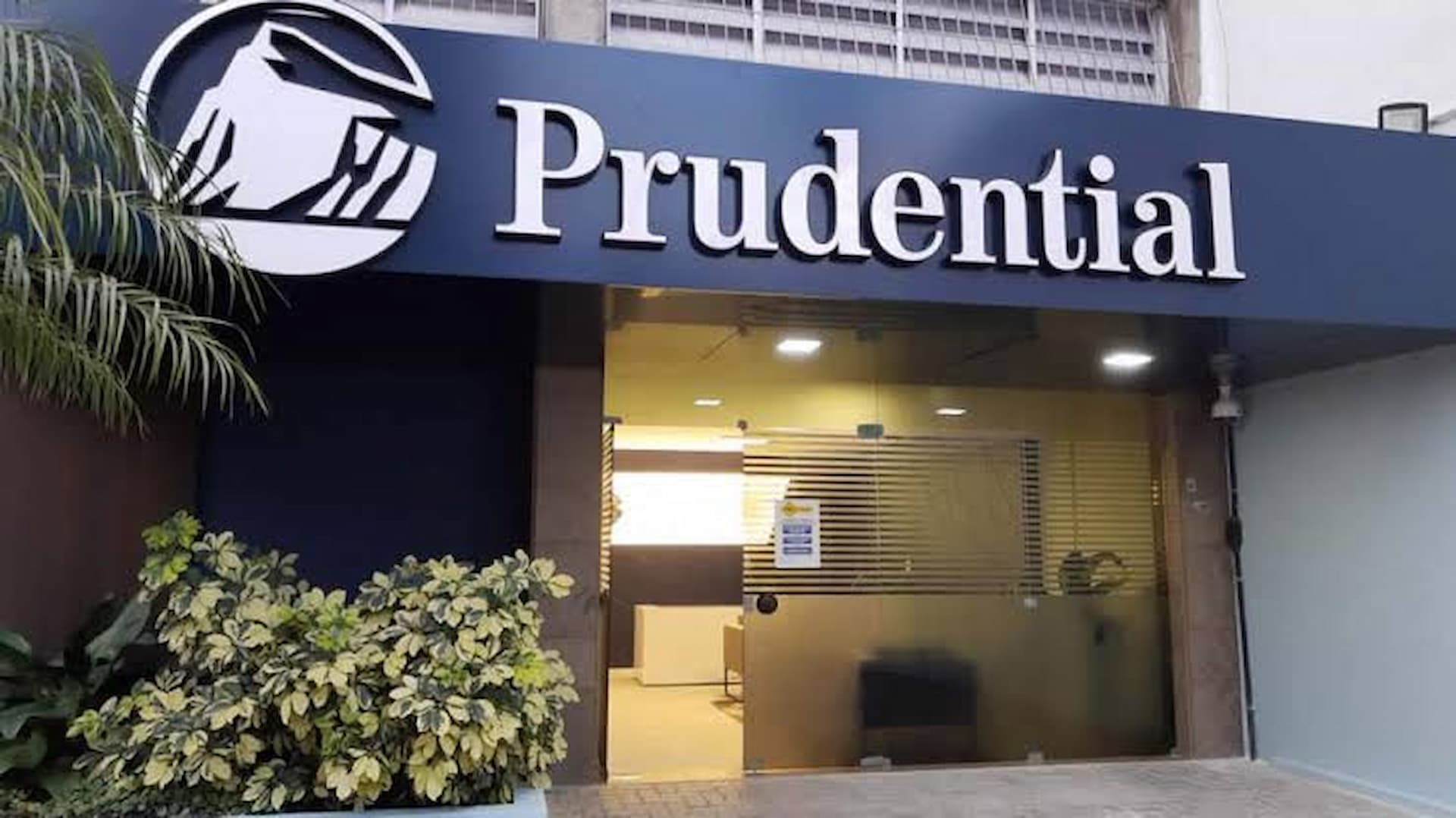 Prudential coloca ativos no Brasil à venda e negociações podem chegar a US$ 3 bilhões