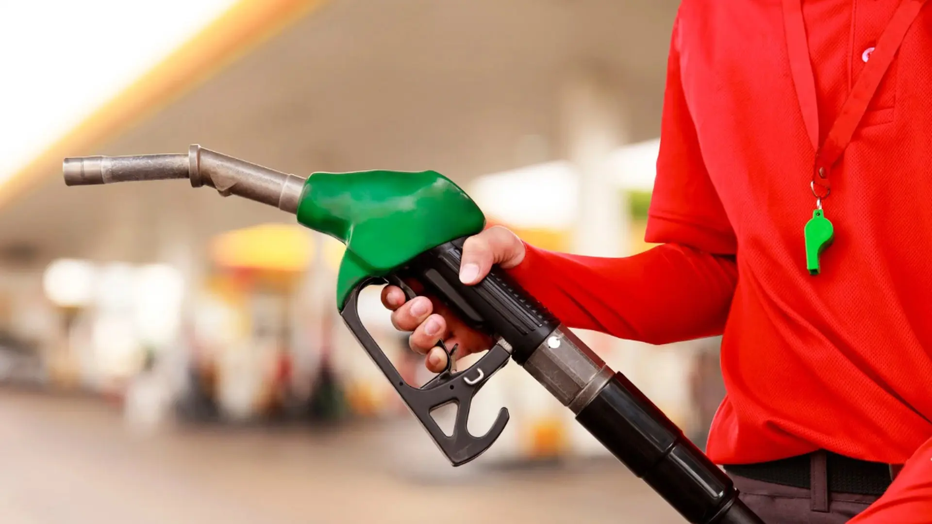 Gasolina mantém subsídio de R$ 0,44 por litro até 9 de setembro